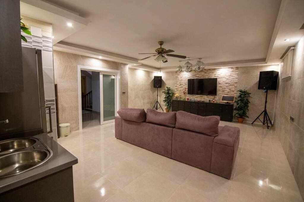Lujosa Villa En Alhaurin De La Torre 7 Dormitorios Bagian luar foto