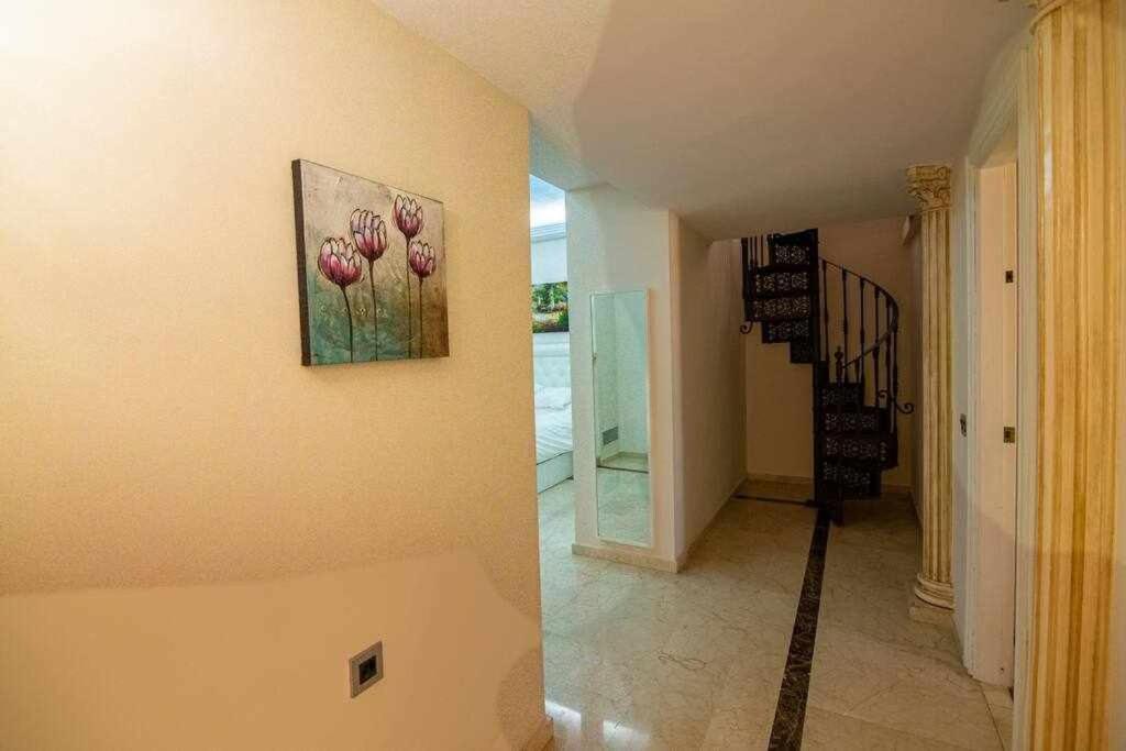 Lujosa Villa En Alhaurin De La Torre 7 Dormitorios Bagian luar foto